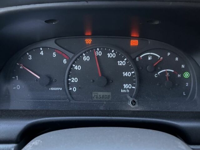 Синій Сузукі Гранд Вітара, об'ємом двигуна 2 л та пробігом 266 тис. км за 4500 $, фото 1 на Automoto.ua