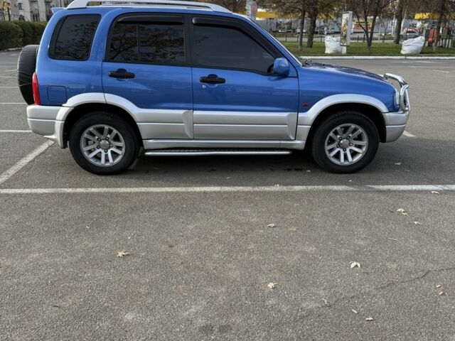 Синий Сузуки Гранд Витара, объемом двигателя 2 л и пробегом 190 тыс. км за 8000 $, фото 2 на Automoto.ua