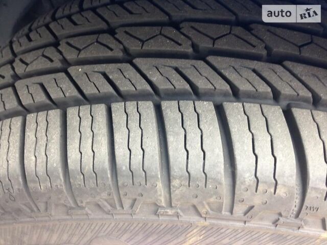 Синий Сузуки Гранд Витара, объемом двигателя 2 л и пробегом 190 тыс. км за 8000 $, фото 8 на Automoto.ua