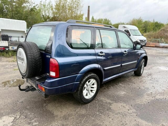Синий Сузуки Гранд Витара, объемом двигателя 2 л и пробегом 357 тыс. км за 3750 $, фото 2 на Automoto.ua