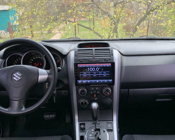 Синій Сузукі Гранд Вітара, об'ємом двигуна 2 л та пробігом 161 тис. км за 5800 $, фото 7 на Automoto.ua