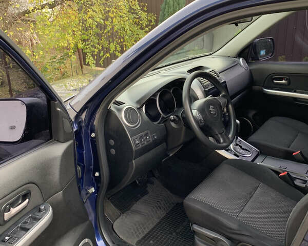 Синій Сузукі Гранд Вітара, об'ємом двигуна 2 л та пробігом 161 тис. км за 5800 $, фото 6 на Automoto.ua