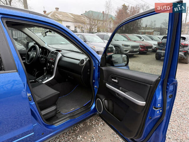 Синий Сузуки Гранд Витара, объемом двигателя 2 л и пробегом 230 тыс. км за 7900 $, фото 26 на Automoto.ua