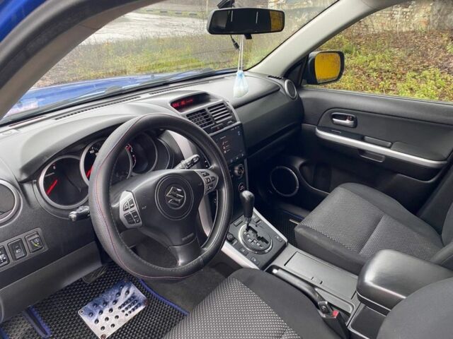 Синій Сузукі Гранд Вітара, об'ємом двигуна 2 л та пробігом 230 тис. км за 7500 $, фото 7 на Automoto.ua