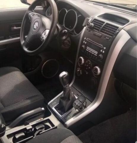 Синій Сузукі Гранд Вітара, об'ємом двигуна 1.9 л та пробігом 3 тис. км за 5899 $, фото 4 на Automoto.ua