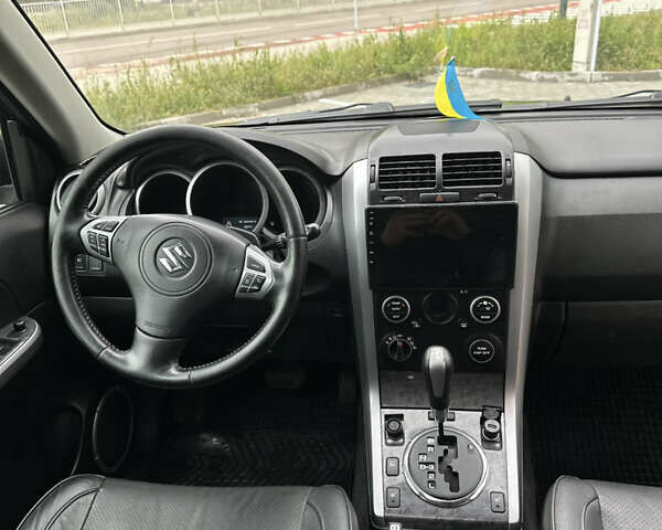 Синий Сузуки Гранд Витара, объемом двигателя 2.4 л и пробегом 246 тыс. км за 8900 $, фото 9 на Automoto.ua