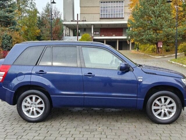 Сузуки Гранд Витара 2008 в Львове на Automoto.ua Синий Сузуки Гранд Витара, объемом двигателя 2 л и пробегом 245 тыс. км за 2900 $, фото 3 на Automoto.ua