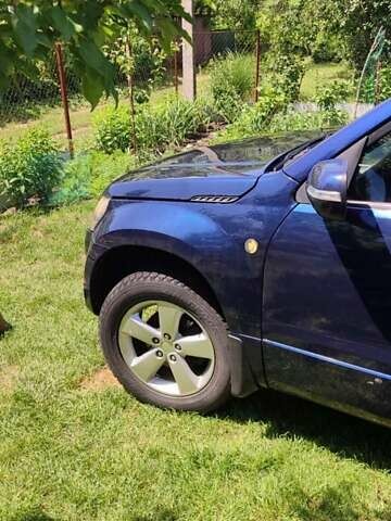 Синій Сузукі Гранд Вітара, об'ємом двигуна 2.4 л та пробігом 200 тис. км за 8355 $, фото 5 на Automoto.ua