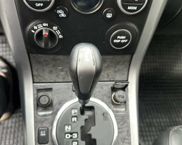 Синий Сузуки Гранд Витара, объемом двигателя 2.4 л и пробегом 246 тыс. км за 8900 $, фото 13 на Automoto.ua