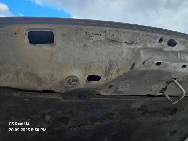 Синий Сузуки Гранд Витара, объемом двигателя 2 л и пробегом 160 тыс. км за 5500 $, фото 3 на Automoto.ua