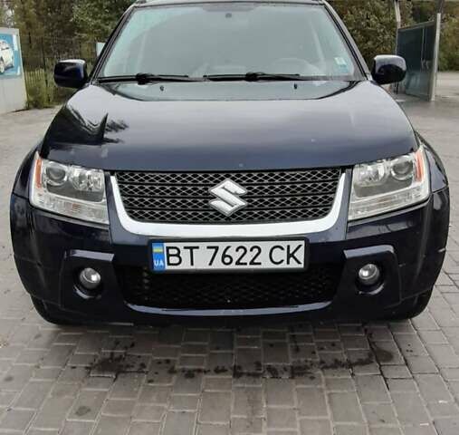 Синій Сузукі Гранд Вітара, об'ємом двигуна 2.39 л та пробігом 197 тис. км за 7200 $, фото 2 на Automoto.ua