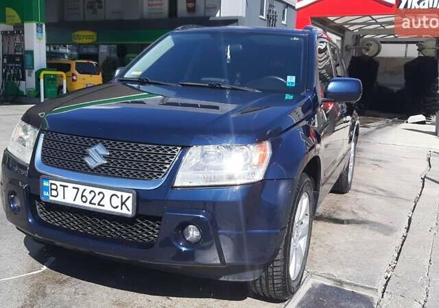 Синій Сузукі Гранд Вітара, об'ємом двигуна 2.39 л та пробігом 197 тис. км за 7200 $, фото 14 на Automoto.ua