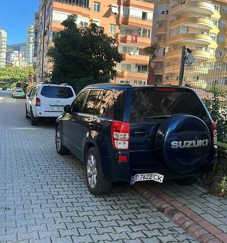 Синій Сузукі Гранд Вітара, об'ємом двигуна 2.39 л та пробігом 197 тис. км за 7200 $, фото 1 на Automoto.ua