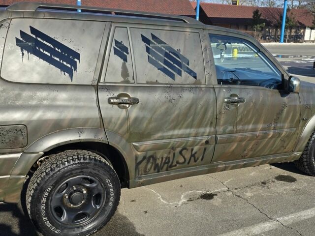 Зеленый Сузуки Гранд Витара, объемом двигателя 2 л и пробегом 297 тыс. км за 5245 $, фото 2 на Automoto.ua