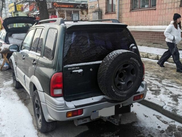 Зеленый Сузуки Гранд Витара, объемом двигателя 2 л и пробегом 250 тыс. км за 1082 $, фото 2 на Automoto.ua