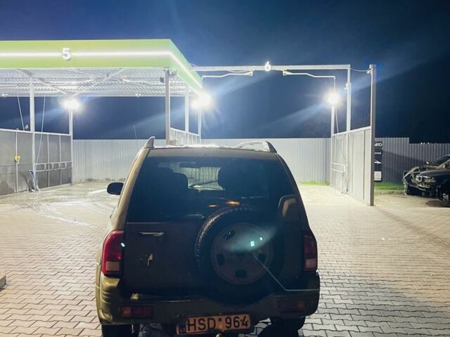 Зелений Сузукі Гранд Вітара, об'ємом двигуна 2 л та пробігом 200 тис. км за 1400 $, фото 6 на Automoto.ua