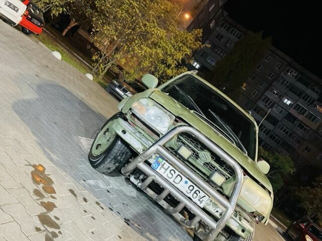 Зелений Сузукі Гранд Вітара, об'ємом двигуна 2 л та пробігом 200 тис. км за 1400 $, фото 2 на Automoto.ua