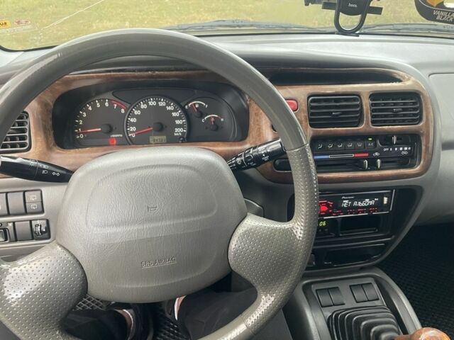 Зелений Сузукі Гранд Вітара, об'ємом двигуна 2.7 л та пробігом 184 тис. км за 3600 $, фото 17 на Automoto.ua