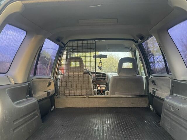 Зелений Сузукі Гранд Вітара, об'ємом двигуна 2.7 л та пробігом 184 тис. км за 3600 $, фото 15 на Automoto.ua