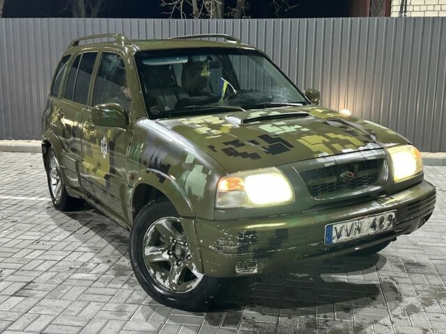 Зеленый Сузуки Гранд Витара, объемом двигателя 2 л и пробегом 320 тыс. км за 2315 $, фото 3 на Automoto.ua