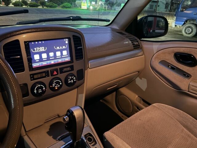 Зелений Сузукі Гранд Вітара, об'ємом двигуна 2.5 л та пробігом 178 тис. км за 4600 $, фото 15 на Automoto.ua