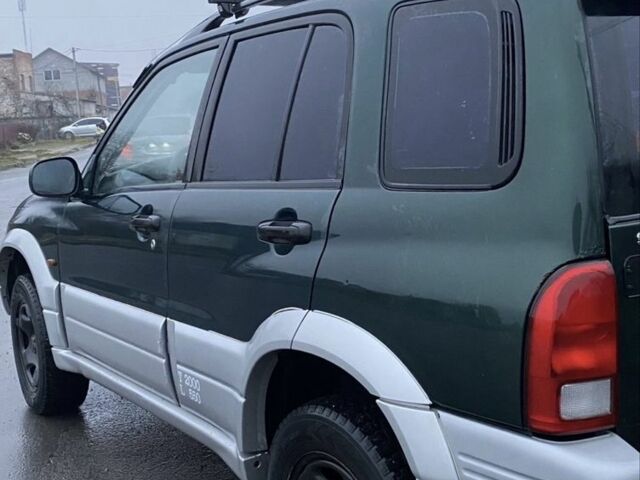 Зелений Сузукі Гранд Вітара, об'ємом двигуна 2 л та пробігом 280 тис. км за 2799 $, фото 3 на Automoto.ua