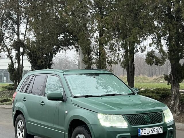 Зелений Сузукі Гранд Вітара, об'ємом двигуна 1.9 л та пробігом 200 тис. км за 3570 $, фото 1 на Automoto.ua