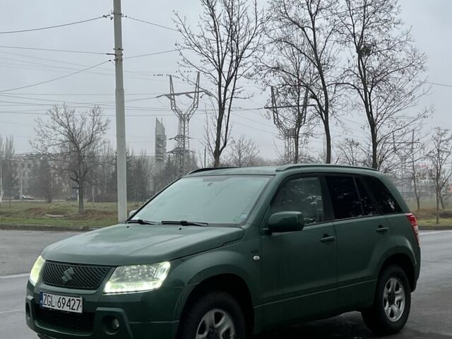 Зелений Сузукі Гранд Вітара, об'ємом двигуна 1.9 л та пробігом 200 тис. км за 3570 $, фото 4 на Automoto.ua