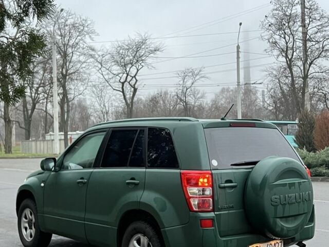 Зелений Сузукі Гранд Вітара, об'ємом двигуна 1.9 л та пробігом 200 тис. км за 3570 $, фото 3 на Automoto.ua
