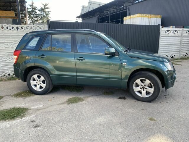 Зеленый Сузуки Гранд Витара, объемом двигателя 1.9 л и пробегом 326 тыс. км за 5000 $, фото 2 на Automoto.ua
