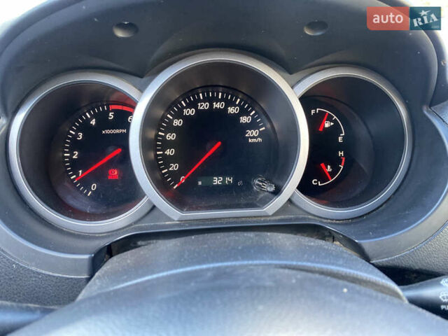 Зеленый Сузуки Гранд Витара, объемом двигателя 1.9 л и пробегом 326 тыс. км за 5000 $, фото 5 на Automoto.ua