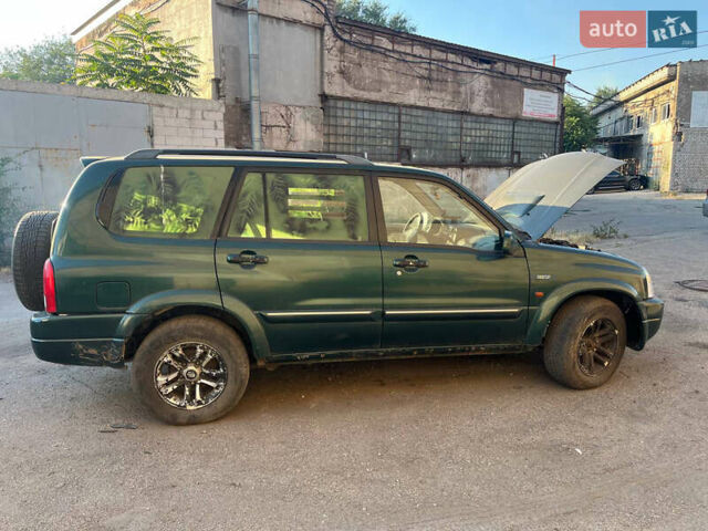 Зелений Сузукі Гранд Вітара, об'ємом двигуна 2 л та пробігом 312 тис. км за 3200 $, фото 2 на Automoto.ua