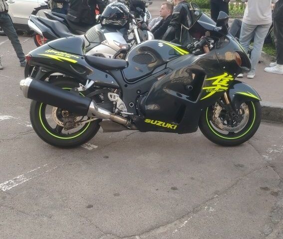 Сузуки Хаябуса, объемом двигателя 1.3 л и пробегом 0 тыс. км за 4000 $, фото 14 на Automoto.ua