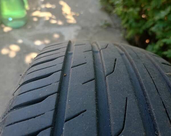 Красный Сузуки Игнис, объемом двигателя 1.33 л и пробегом 320 тыс. км за 1900 $, фото 12 на Automoto.ua