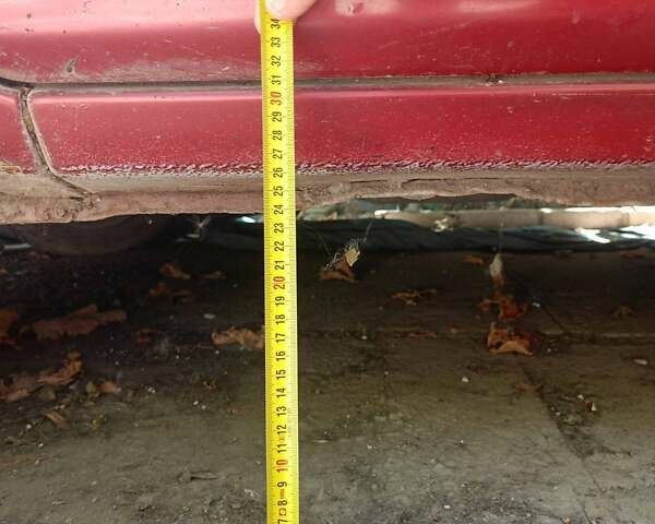 Красный Сузуки Игнис, объемом двигателя 1.33 л и пробегом 320 тыс. км за 1900 $, фото 8 на Automoto.ua