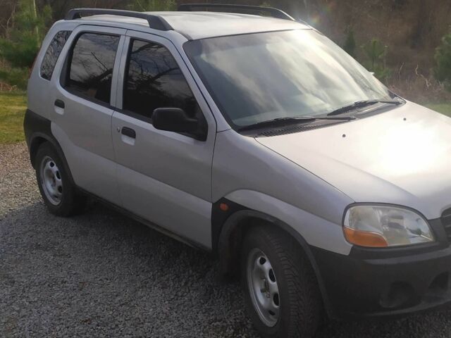 Серый Сузуки Игнис, объемом двигателя 1.3 л и пробегом 370 тыс. км за 2000 $, фото 4 на Automoto.ua