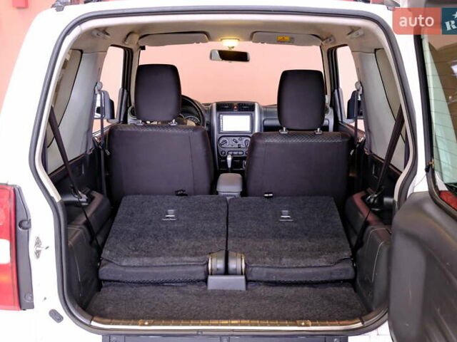 Білий Сузукі Джімні, об'ємом двигуна 1.3 л та пробігом 122 тис. км за 14900 $, фото 39 на Automoto.ua