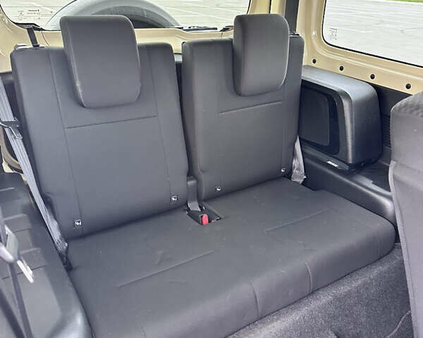 Белый Сузуки Джимни, объемом двигателя 1.46 л и пробегом 47 тыс. км за 22500 $, фото 9 на Automoto.ua