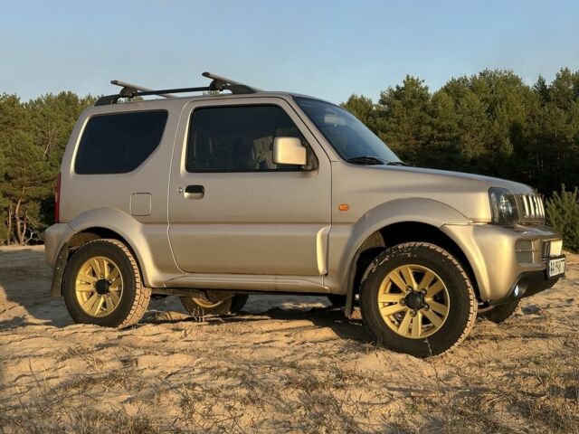 Бежевий Сузукі Джімні, об'ємом двигуна 1.3 л та пробігом 150 тис. км за 8700 $, фото 5 на Automoto.ua