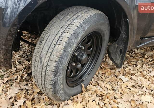 Черный Сузуки Джимни, объемом двигателя 1.33 л и пробегом 148 тыс. км за 8500 $, фото 12 на Automoto.ua