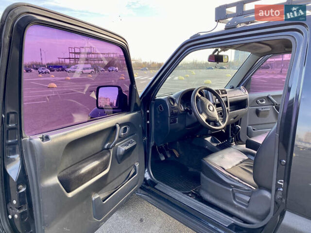 Черный Сузуки Джимни, объемом двигателя 1.33 л и пробегом 292 тыс. км за 5000 $, фото 9 на Automoto.ua