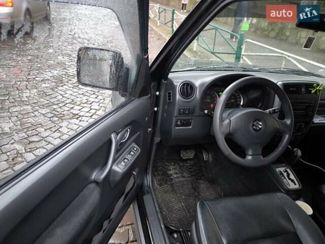 Чорний Сузукі Джімні, об'ємом двигуна 1.3 л та пробігом 164 тис. км за 7450 $, фото 8 на Automoto.ua
