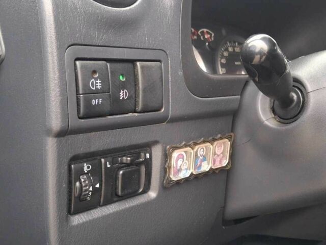 Черный Сузуки Джимни, объемом двигателя 1.3 л и пробегом 225 тыс. км за 6500 $, фото 12 на Automoto.ua