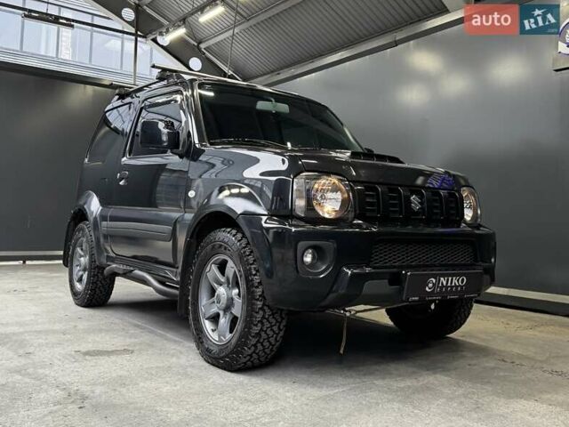 Черный Сузуки Джимни, объемом двигателя 1.33 л и пробегом 168 тыс. км за 12200 $, фото 23 на Automoto.ua