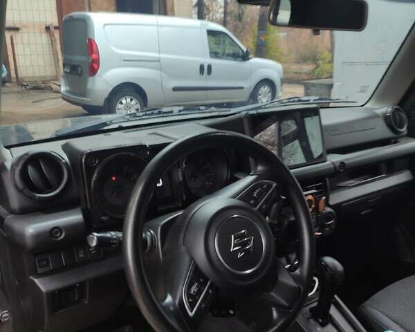 Чорний Сузукі Джімні, об'ємом двигуна 1.46 л та пробігом 63 тис. км за 19000 $, фото 6 на Automoto.ua