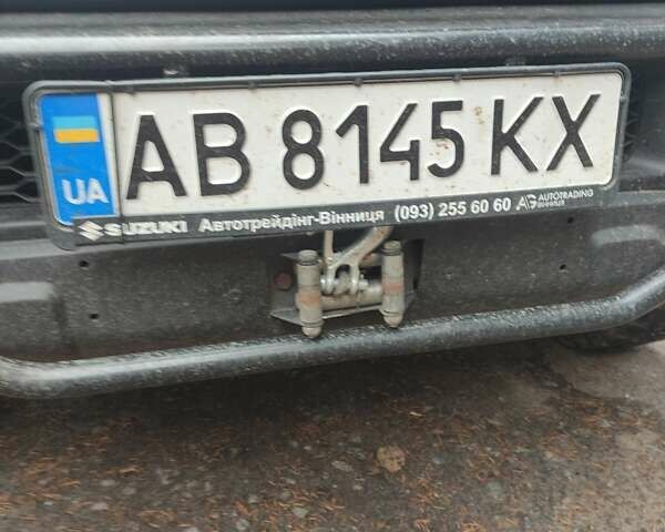 Чорний Сузукі Джімні, об'ємом двигуна 1.46 л та пробігом 63 тис. км за 19000 $, фото 7 на Automoto.ua