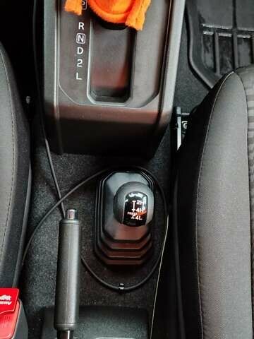 Черный Сузуки Джимни, объемом двигателя 1.46 л и пробегом 30 тыс. км за 23700 $, фото 10 на Automoto.ua