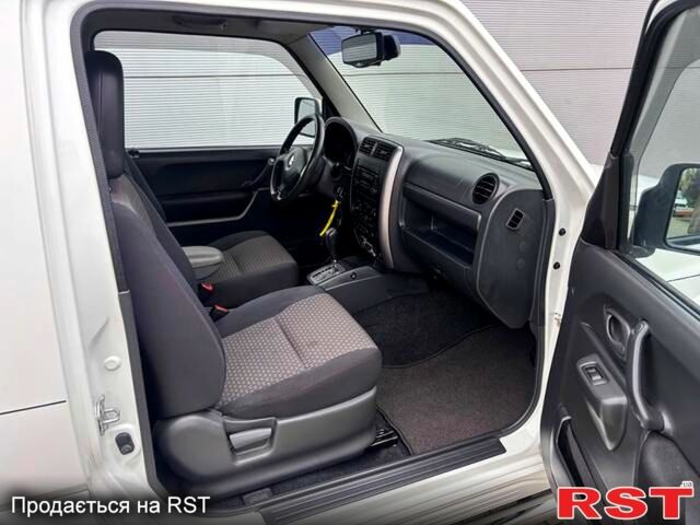 Сузуки Джимни, объемом двигателя 1.3 л и пробегом 65 тыс. км за 9100 $, фото 8 на Automoto.ua