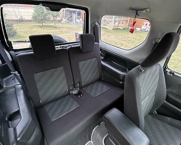 Сузуки Джимни, объемом двигателя 1.3 л и пробегом 160 тыс. км за 12400 $, фото 12 на Automoto.ua