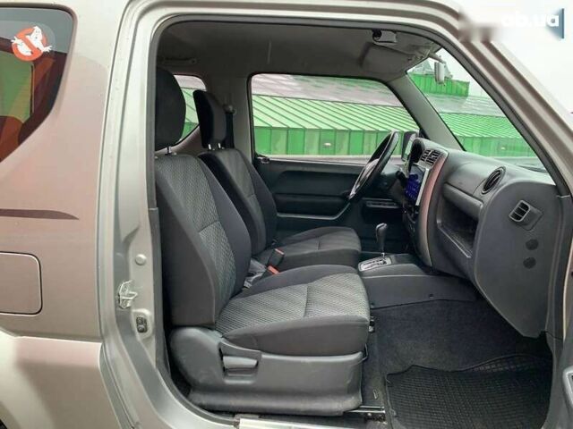 Сузуки Джимни, объемом двигателя 1.3 л и пробегом 94 тыс. км за 10790 $, фото 9 на Automoto.ua